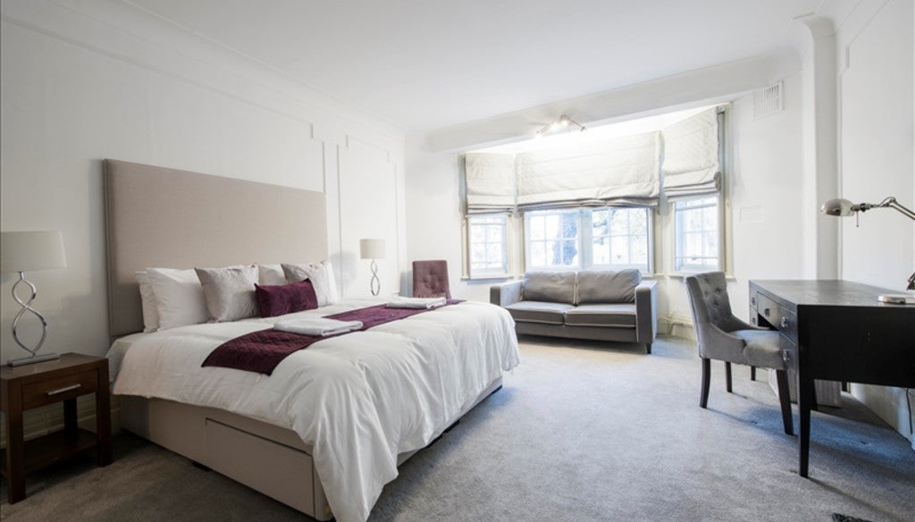 Flat Lodge Road in City of Westminster