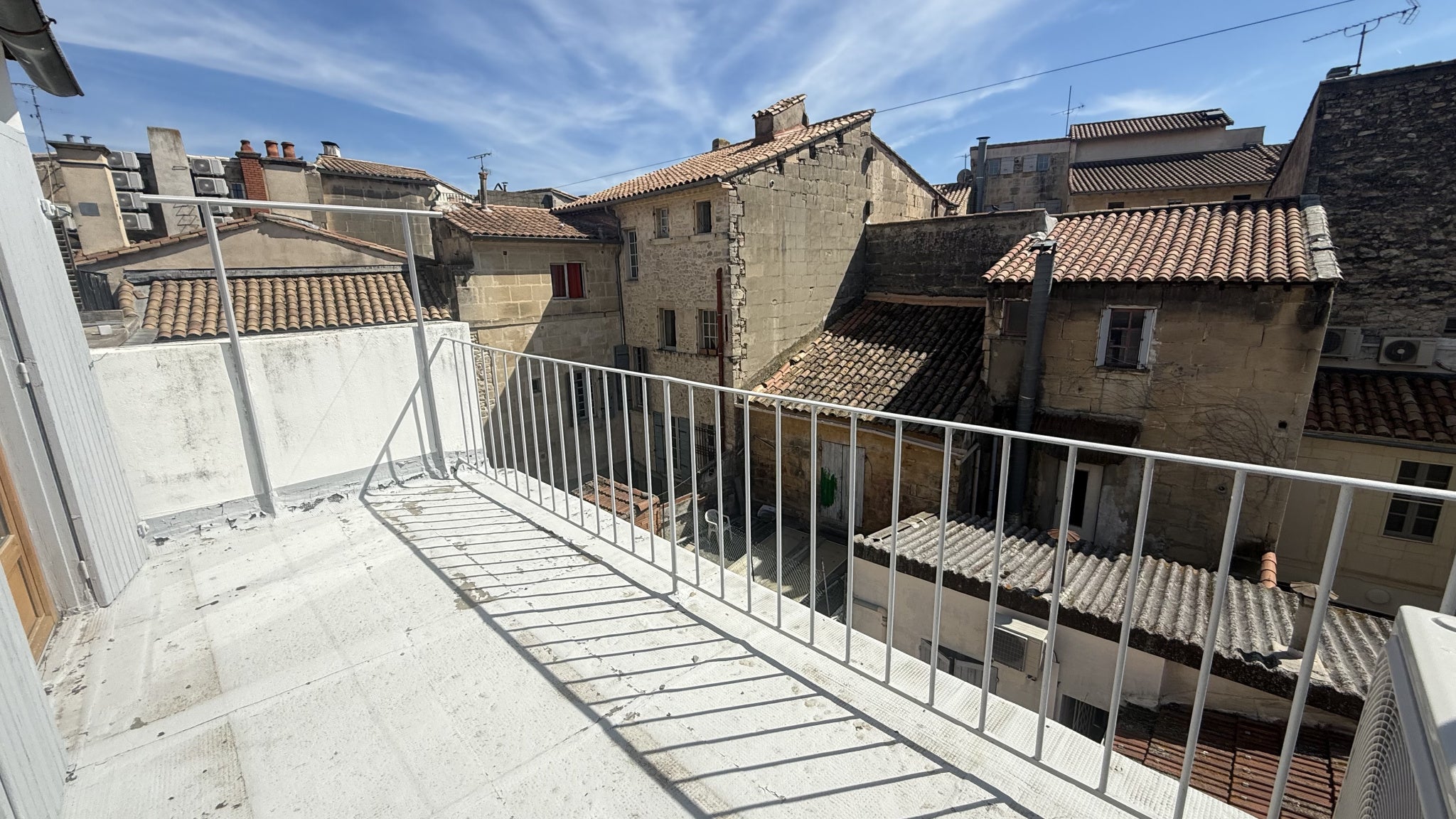 Appartement Place de la Mairie à Saint-Pierre-de-Mézoargues