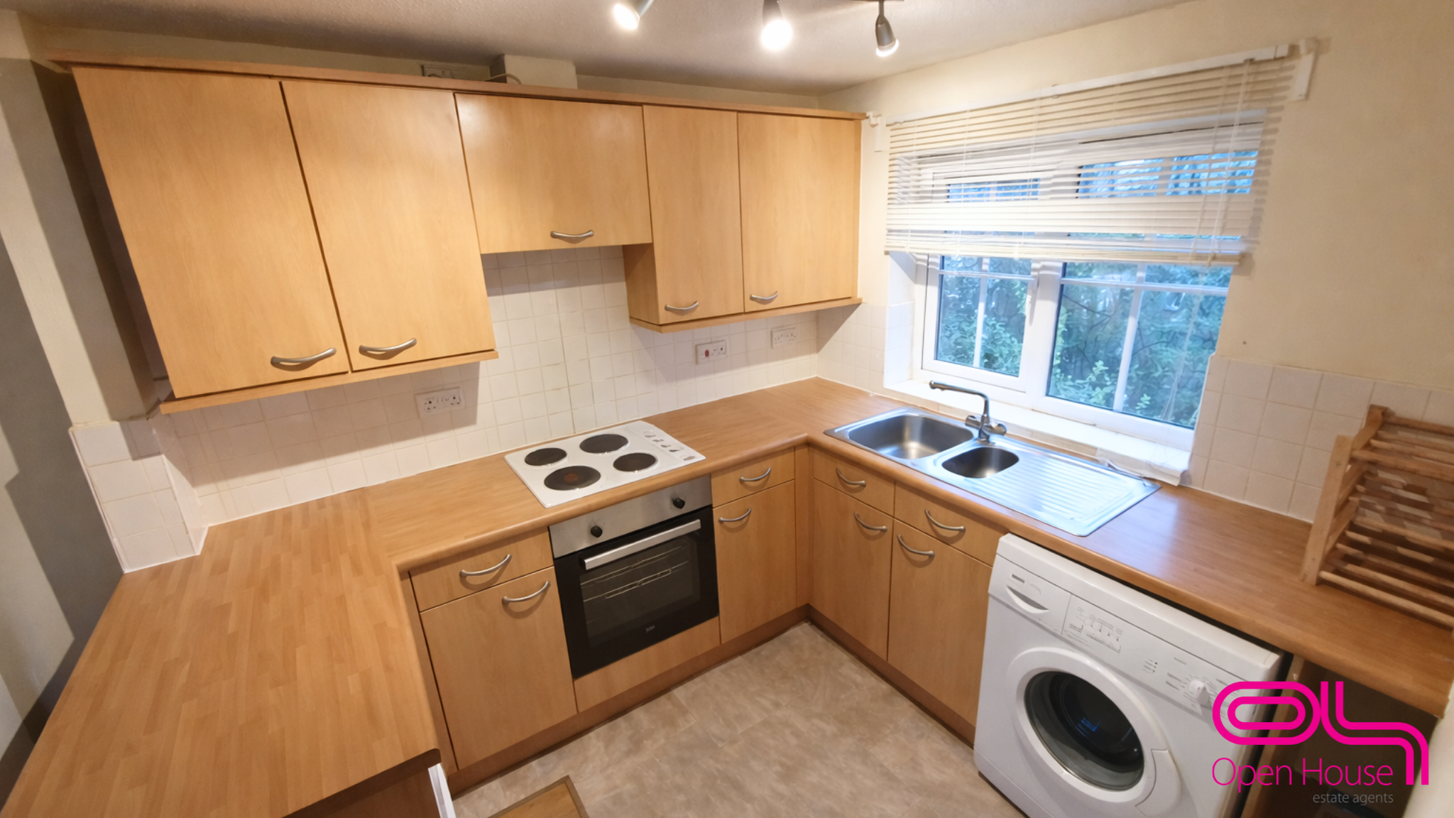 Flat Bankwood Drive in Manchester