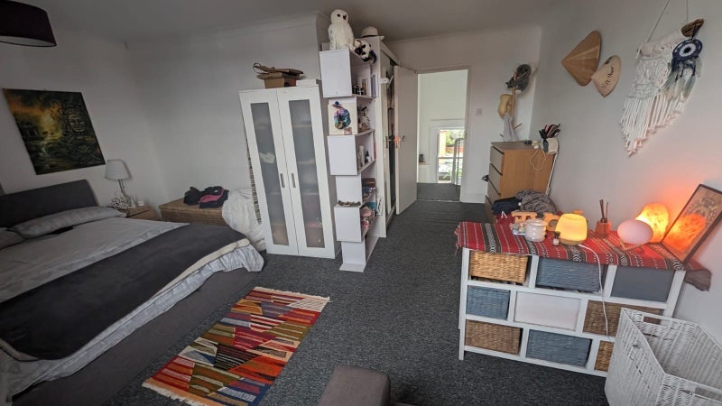 Room Putney Bridge Road in Greater London