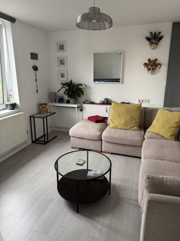 Flat Warwick Grove in Greater London