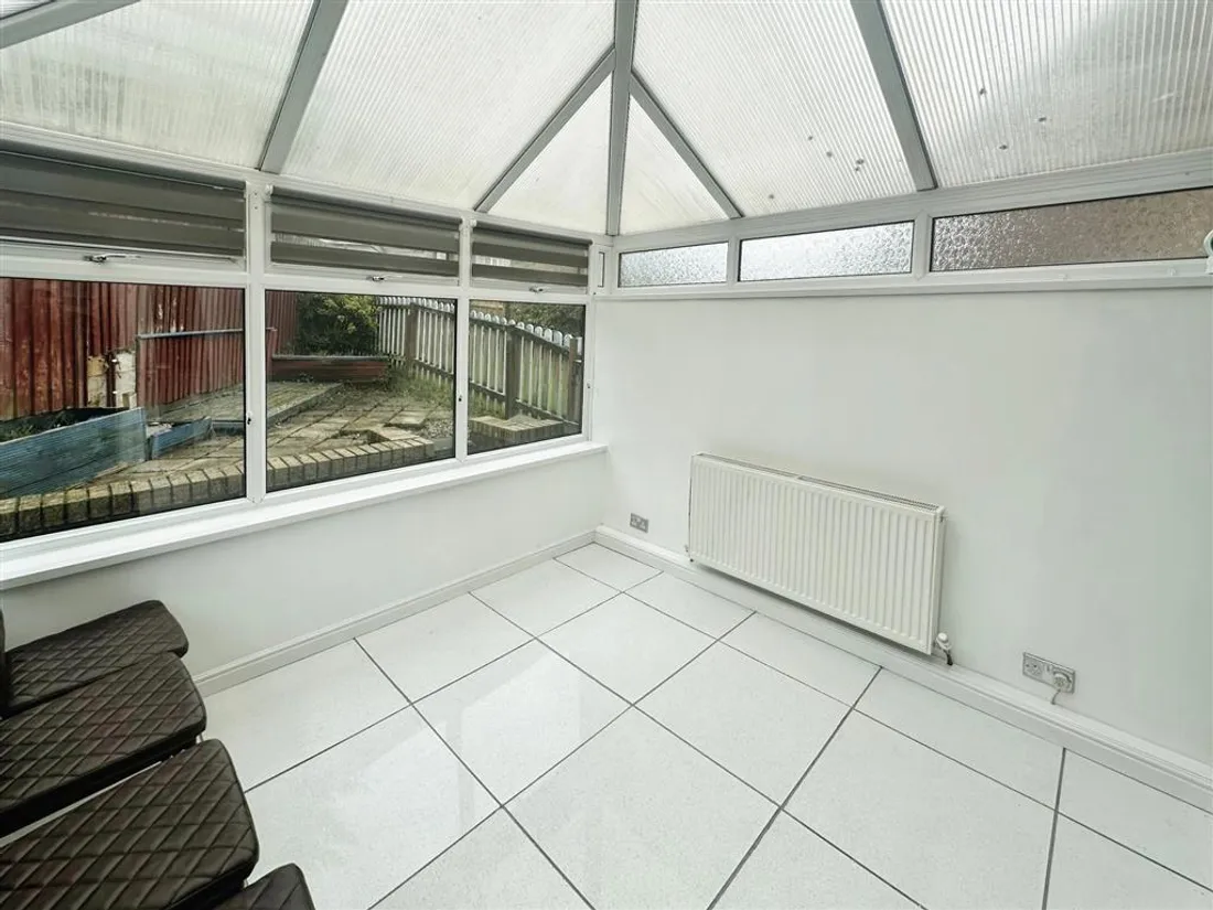 House Brynheulog in Tondu