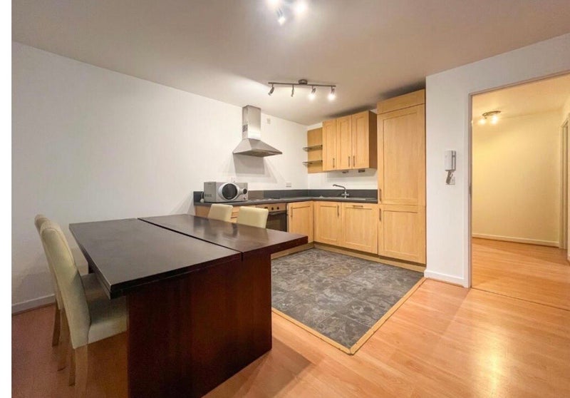 Room Elmwood Lane in Leeds