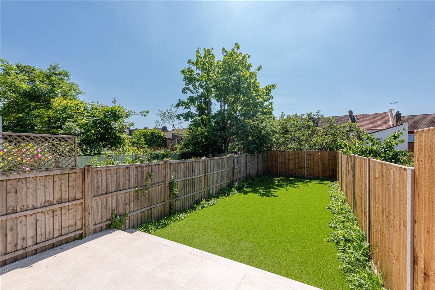 House Nightingale Road in Greater London