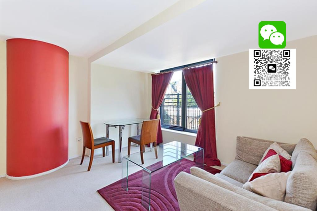 Flat Point W Access Road in Greater London