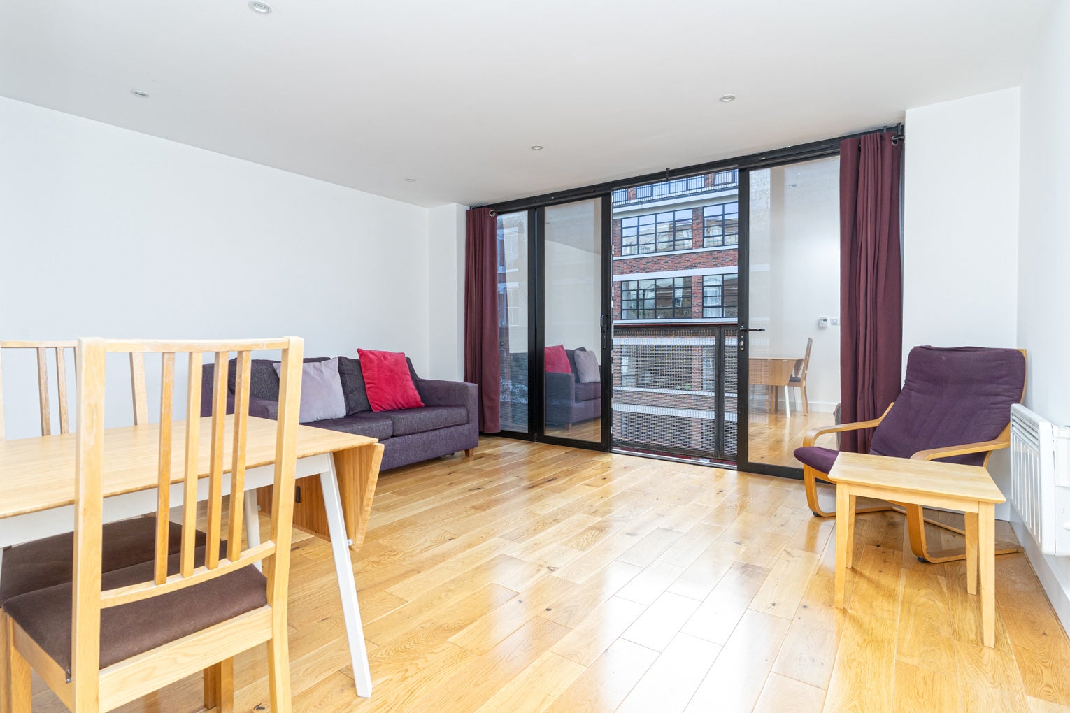 Flat Shacklewell Lane in Greater London