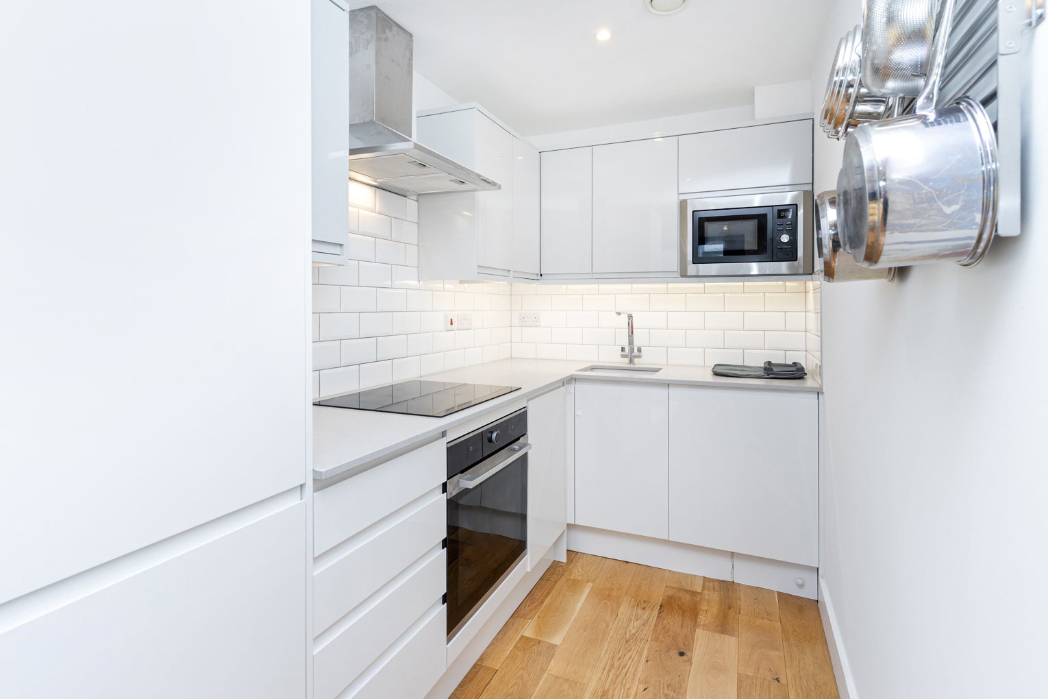 Flat Shacklewell Lane in Greater London
