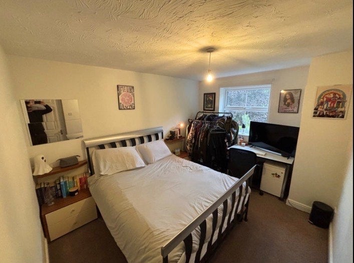 Room Molyneux Drive in Greater London