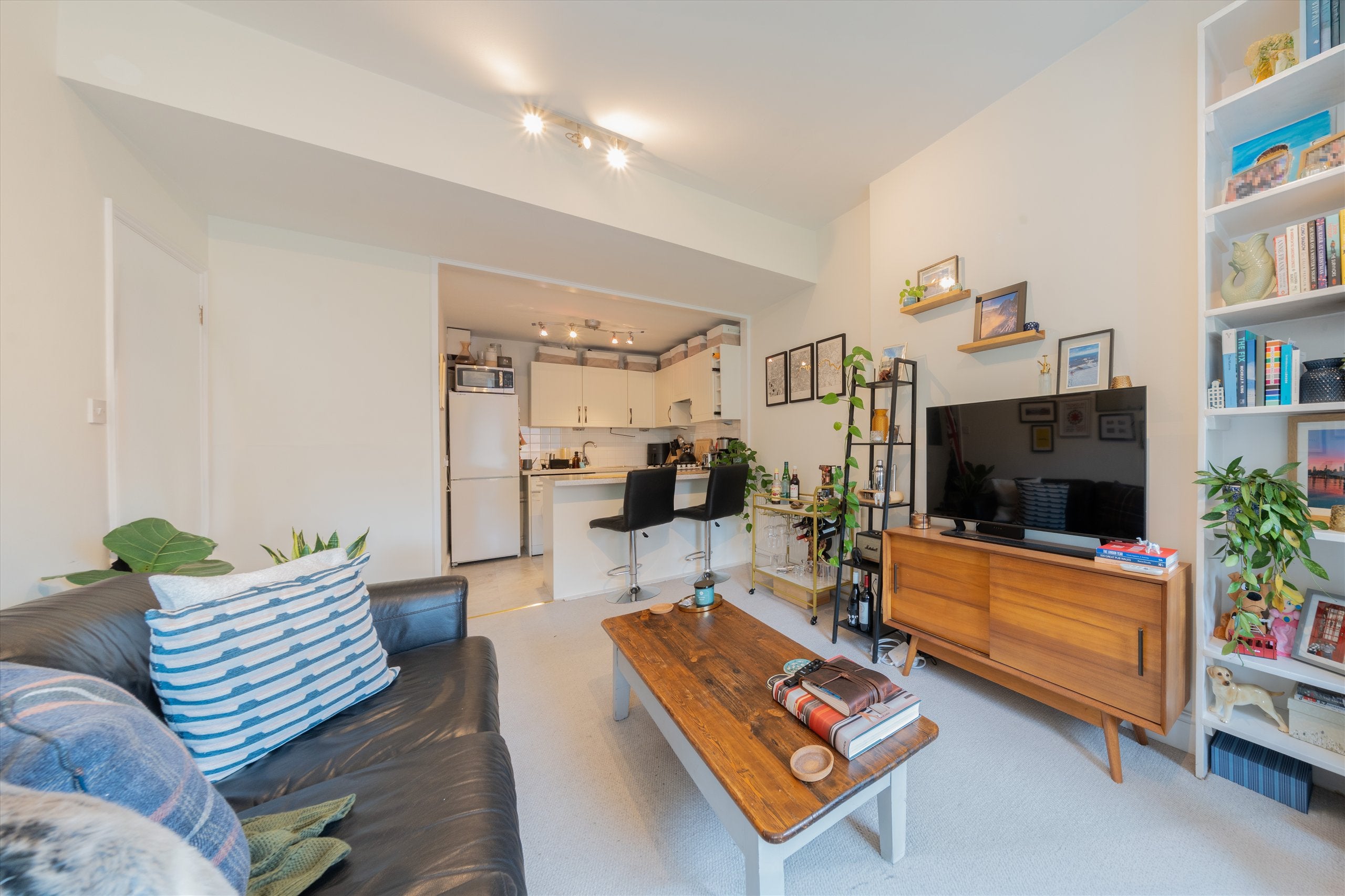 Flat Nevern Square in Greater London