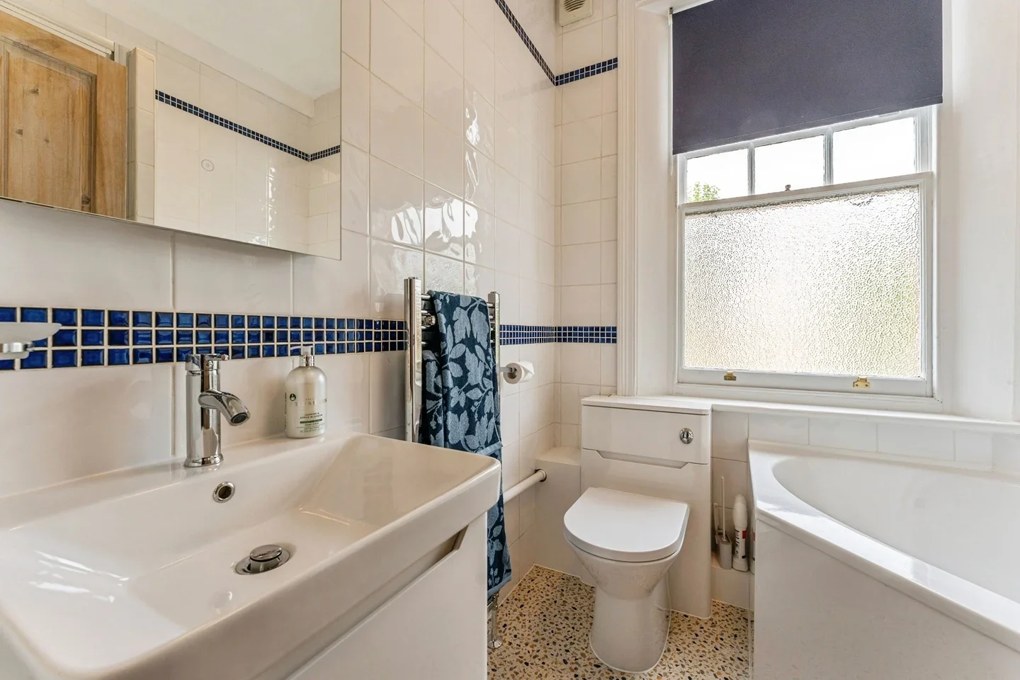 Flat Hornsey Lane Gardens in Greater London