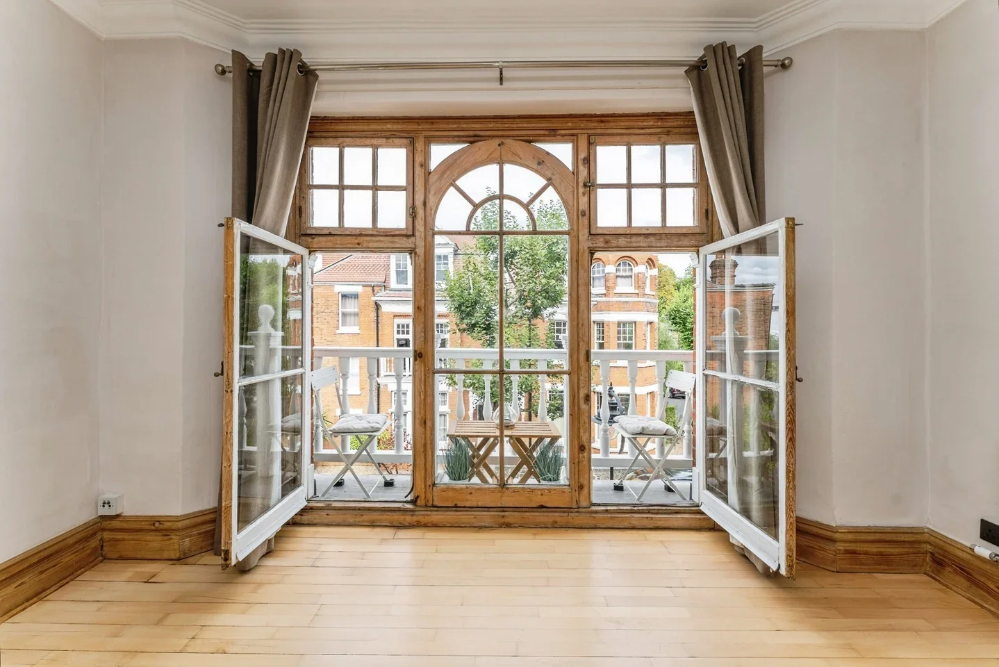Flat Hornsey Lane Gardens in Greater London