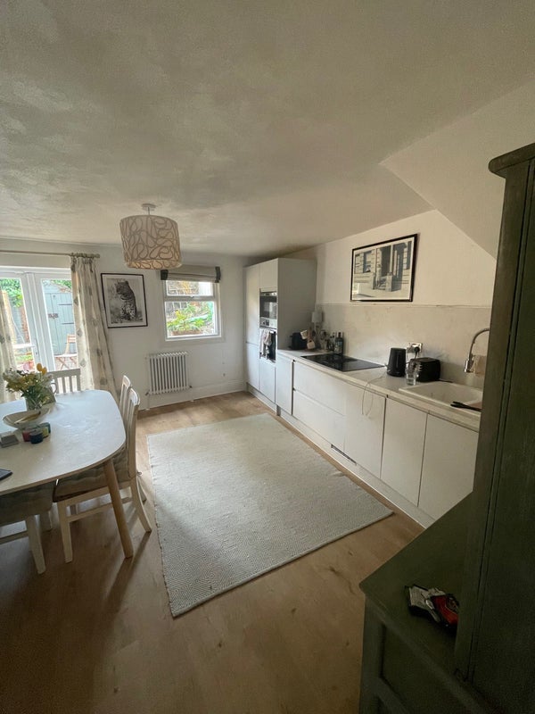 Room Coborn Road in Greater London