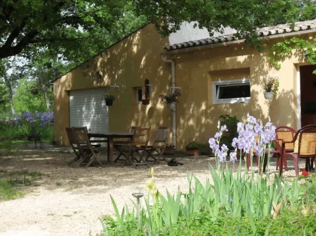 Room Chemin de Mourtissou in Vézénobres