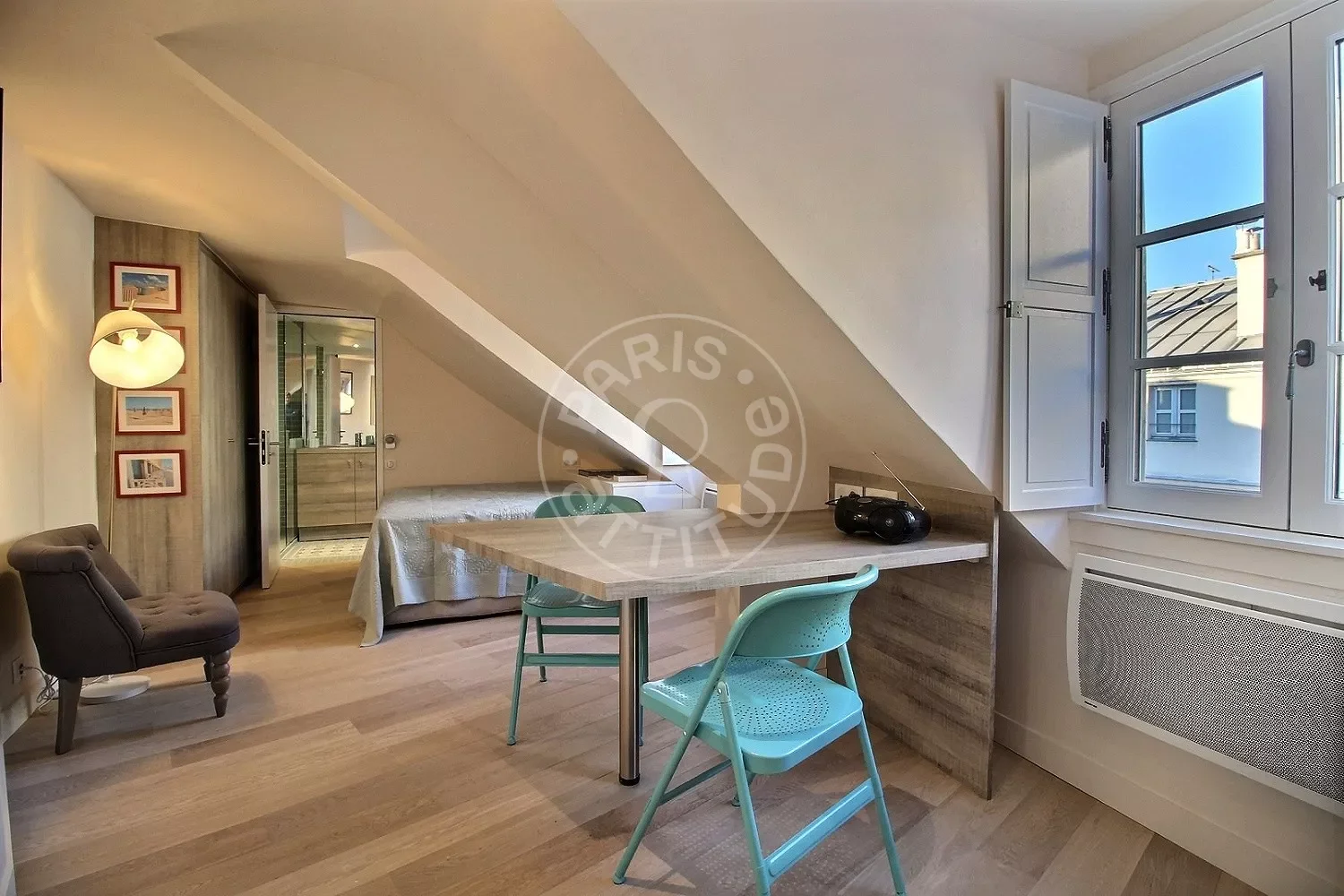 Flat Boulevard Saint-Germain in Paris
