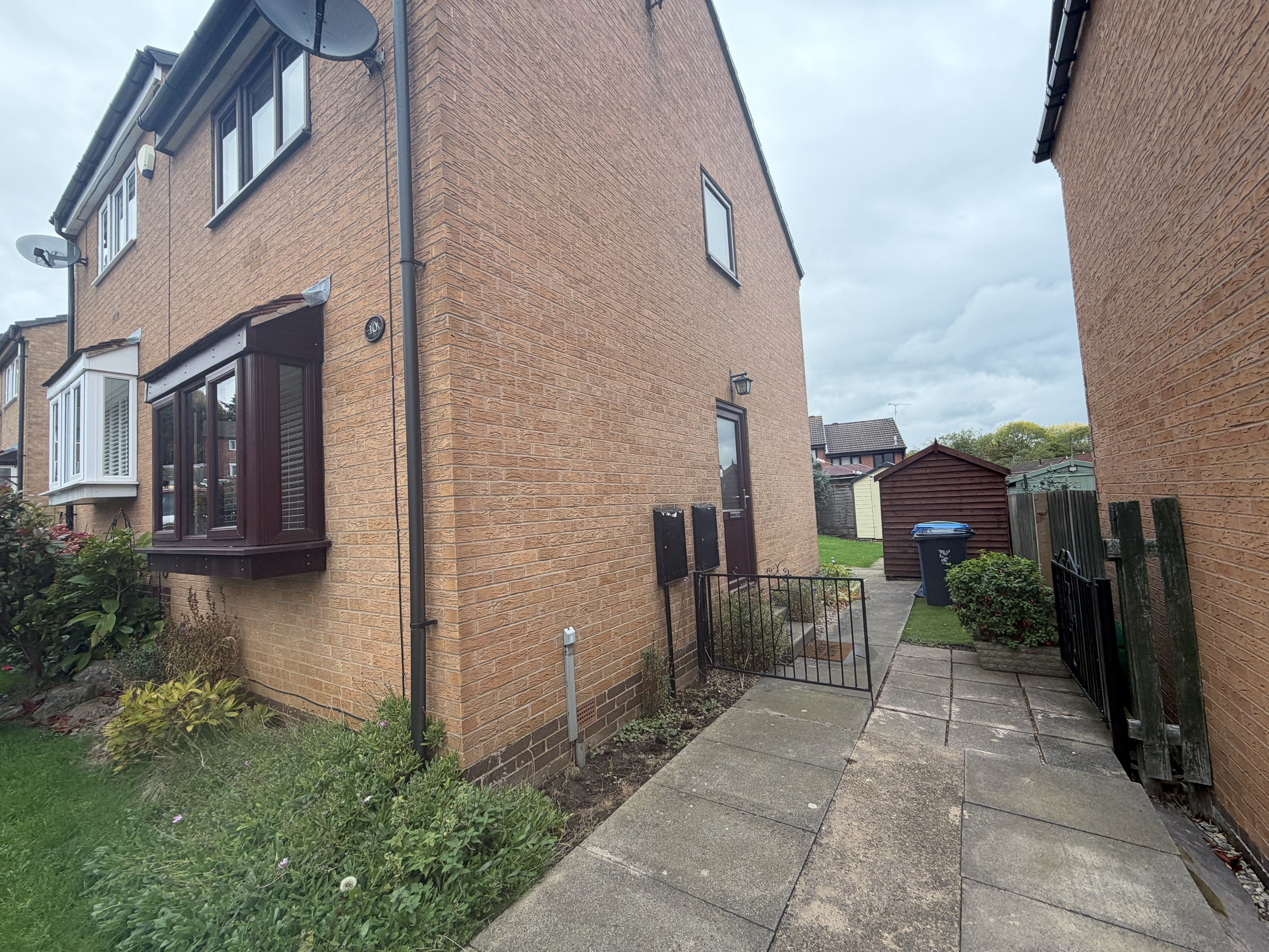 House Craggon Drive in Chesterfield