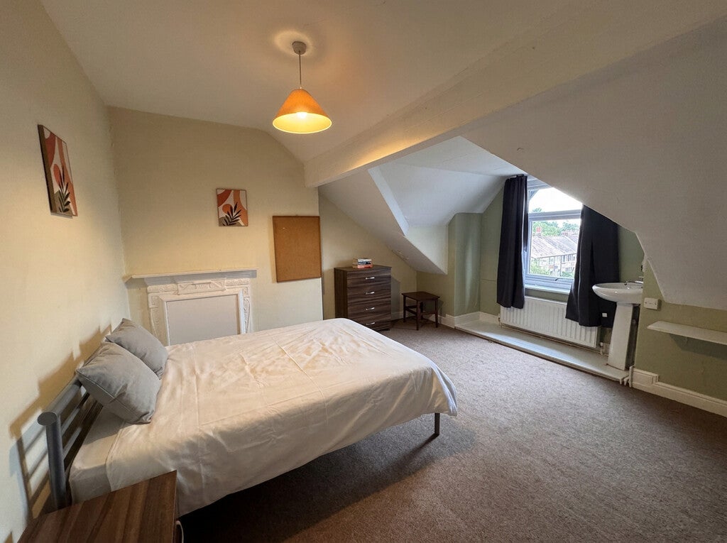 Room East Parade in York