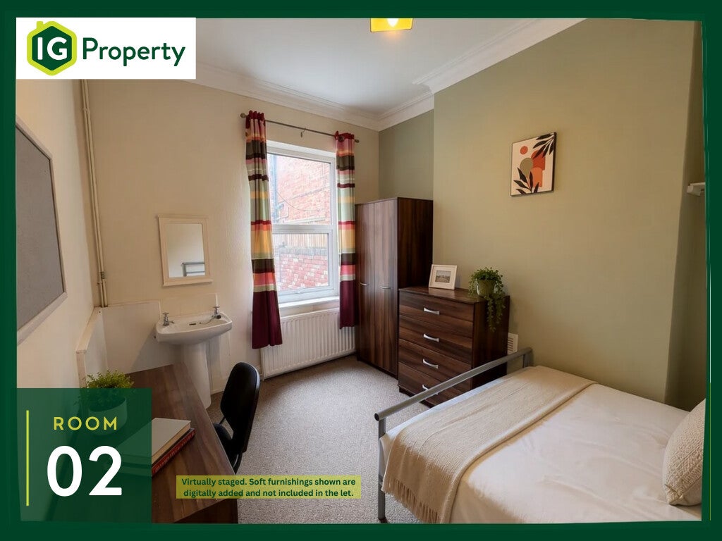 Room East Parade in Goole