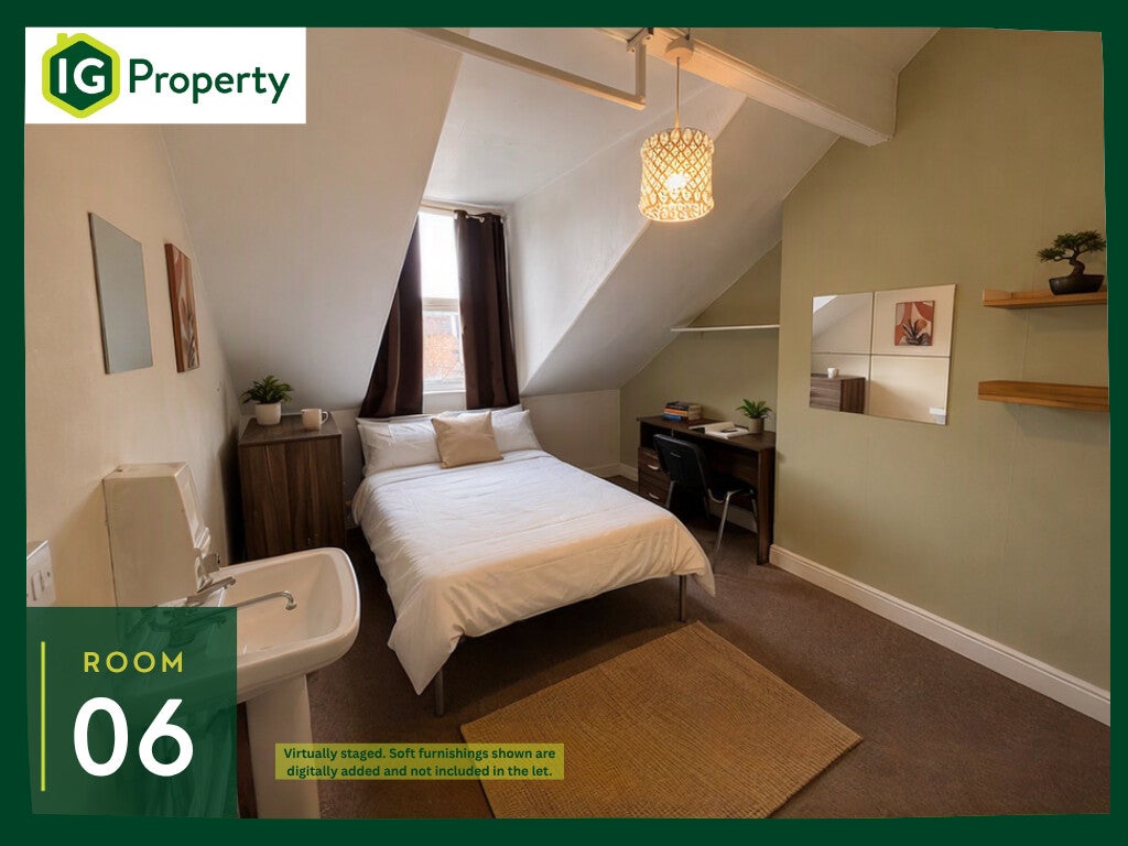 Room East Parade in Goole