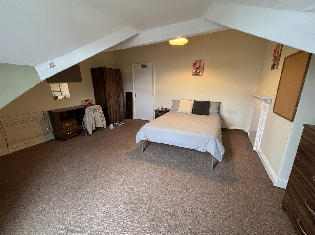 Room East Parade in York