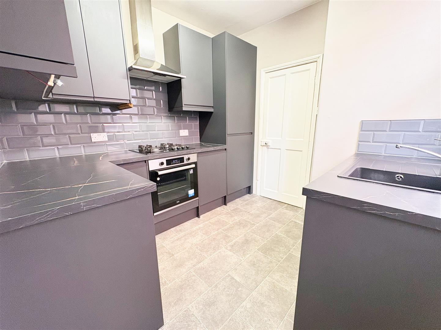 Flat Dorset Road in Rother