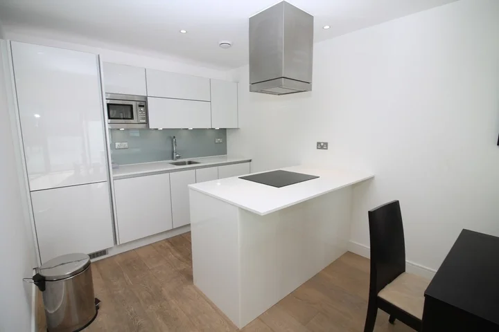 Flat Commercial Street in Greater London