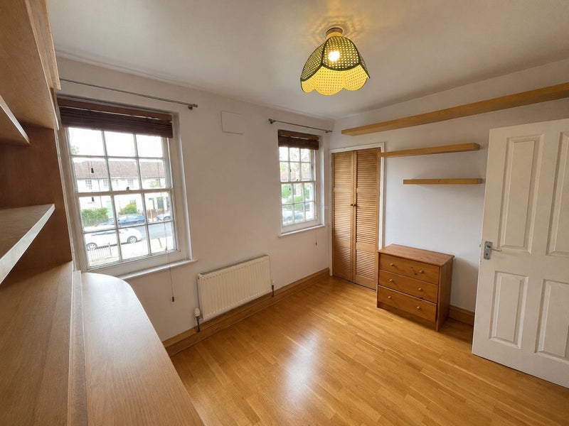 Flat St Mark's Road in Greater London