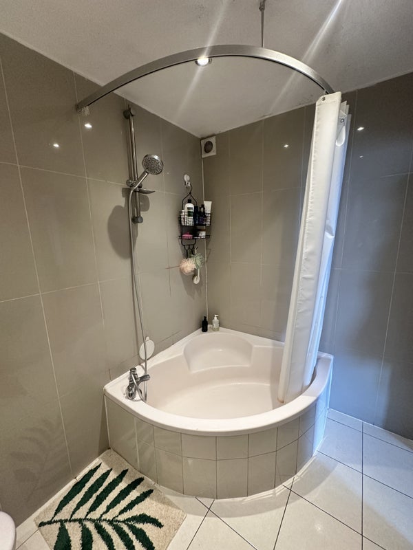 Room Pentonville Road in Greater London