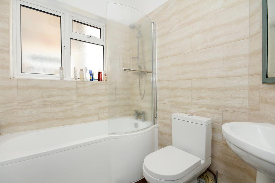 Flat Durnsford Road in Greater London