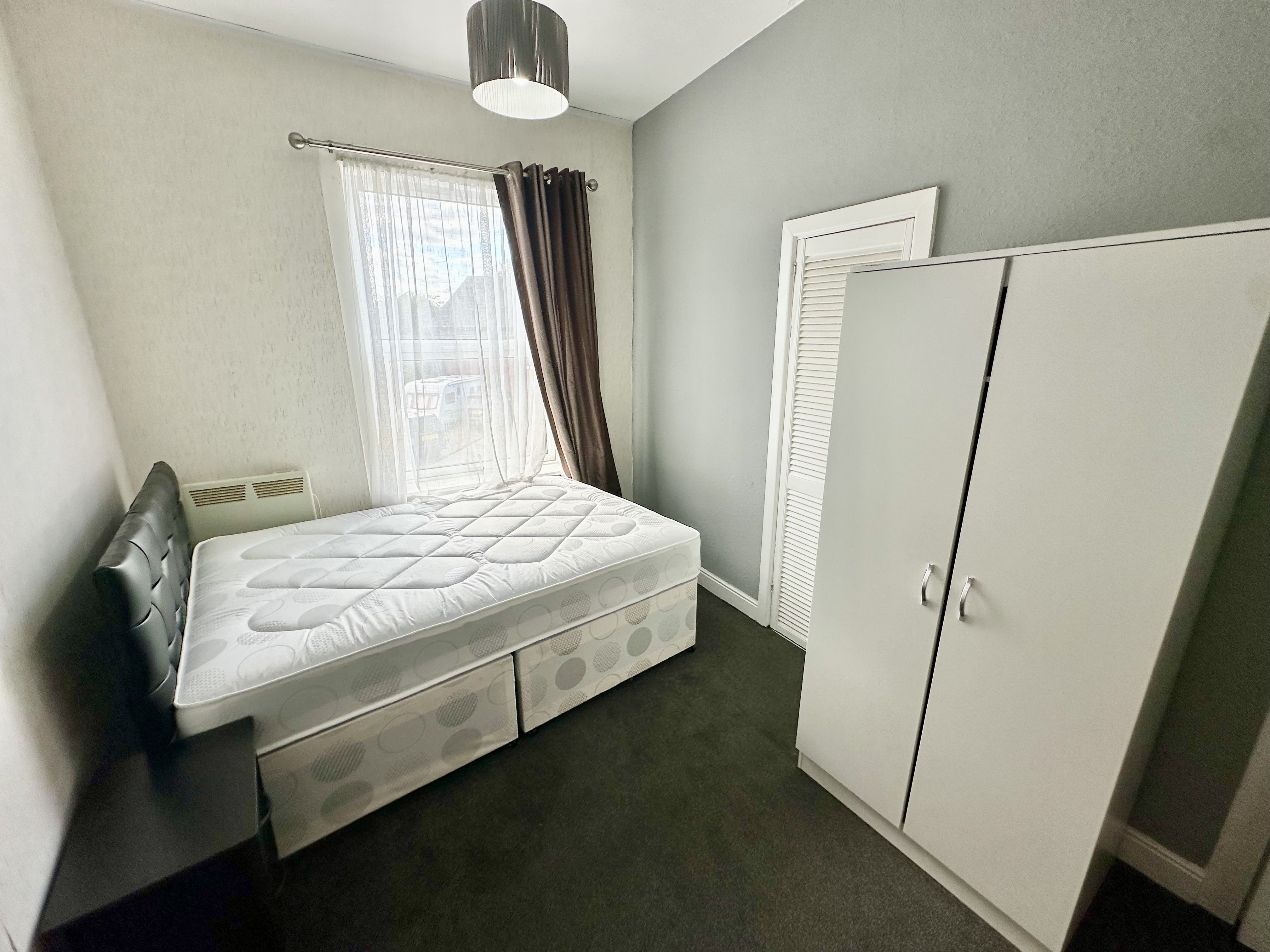 Flat Back Middleton View in Leeds