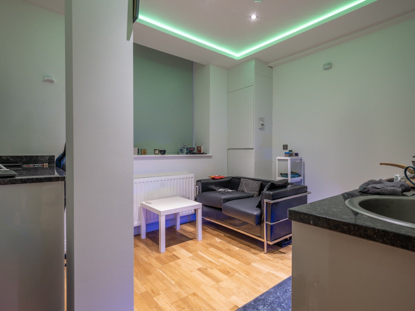 Flat Falconar's Court in Newcastle upon Tyne