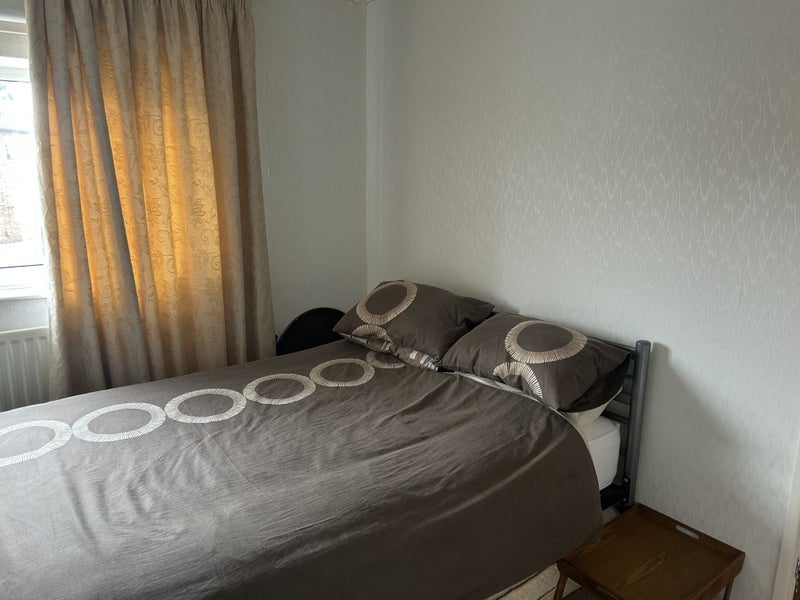 Room Woodside Avenue in Alsager