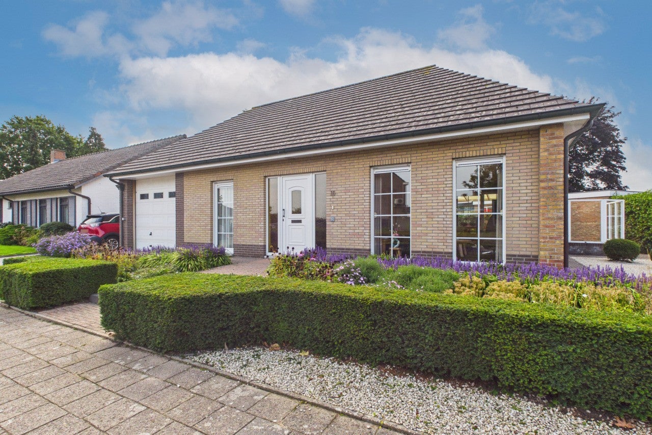 Huis Stijn Streuvelsstraat 16 in Hulst