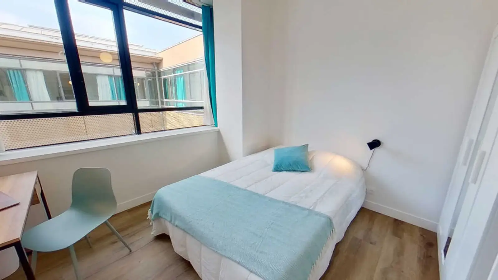 Chambre Avenue Sainte-Anne à Asnières-sur-Seine