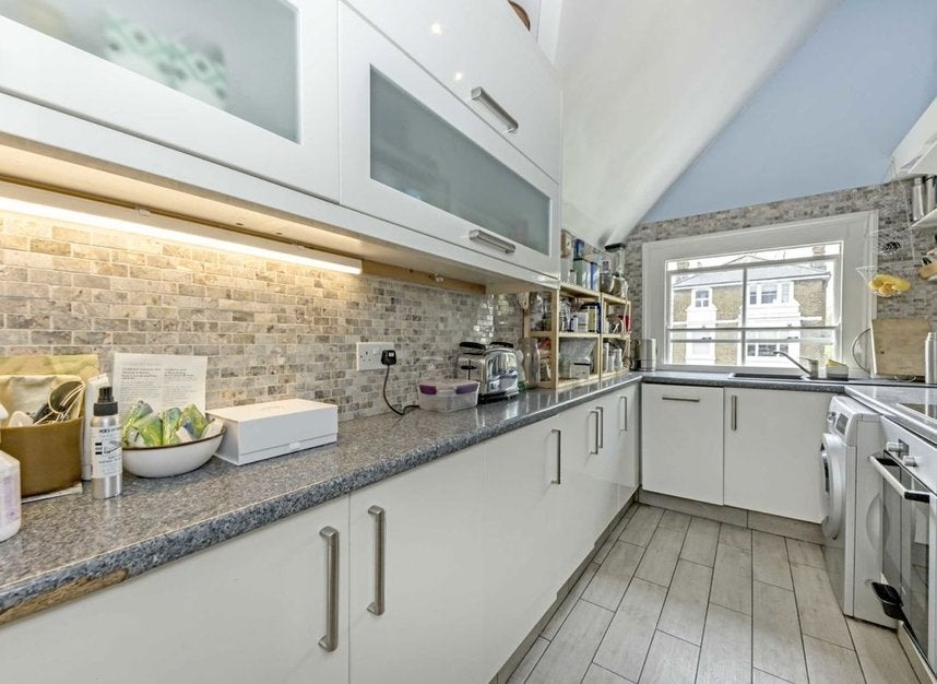 Flat Marlborough Road in Greater London
