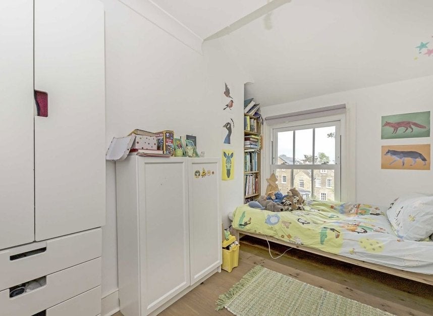 Flat Marlborough Road in Greater London