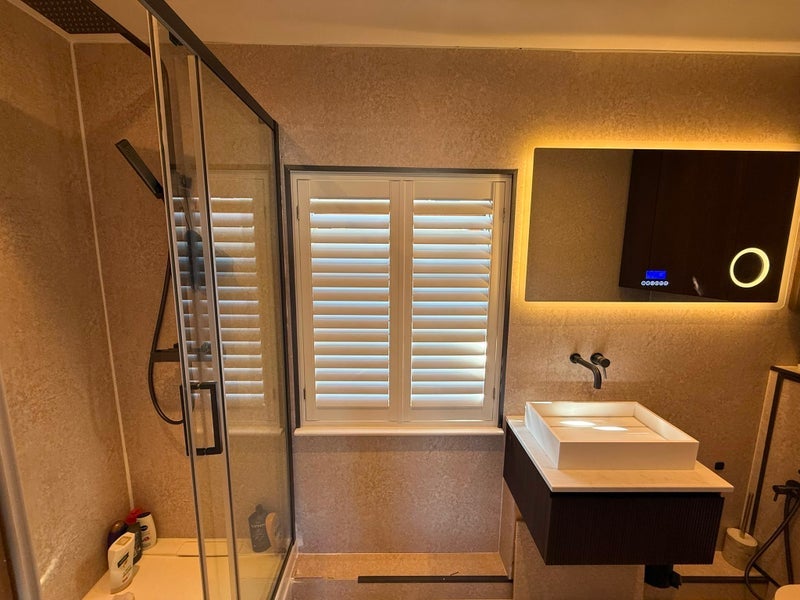 Room Brooks Avenue in Greater London
