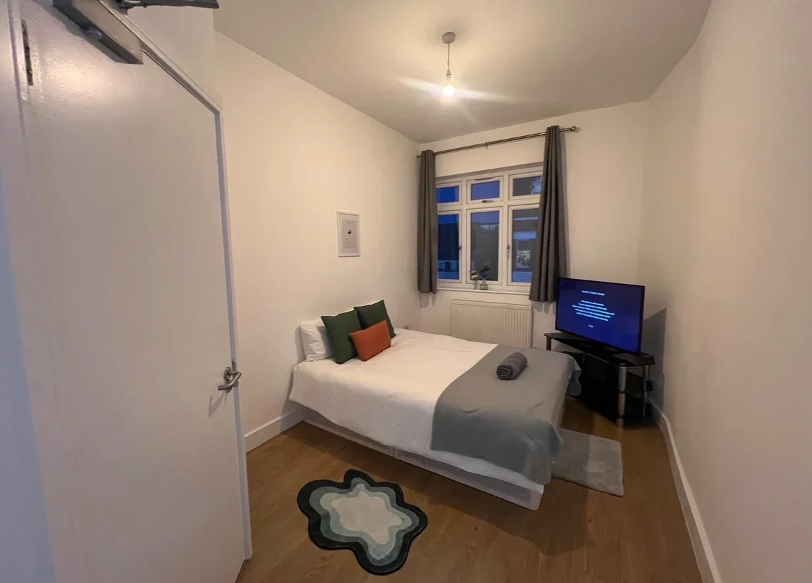 Room Prentis Road in Greater London
