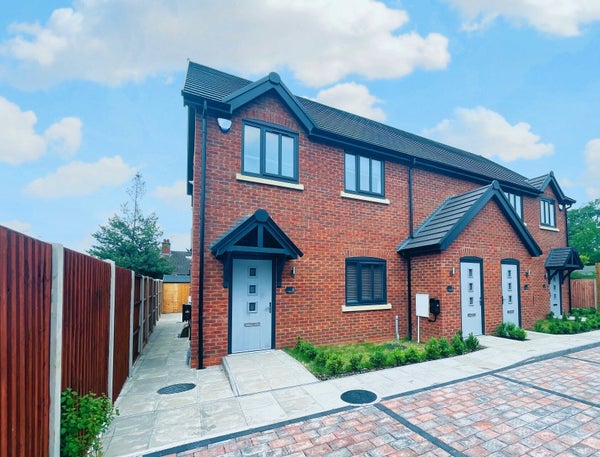 House Sienna Way in Sandwell