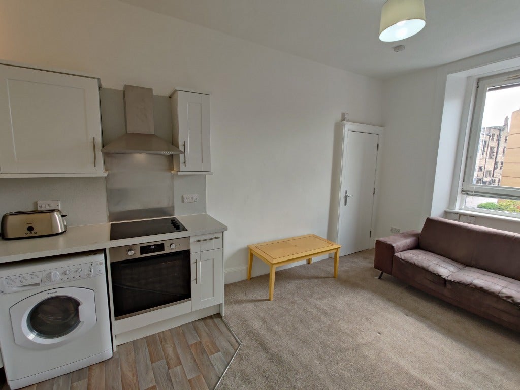 Flat Fountainbridge in City of Edinburgh