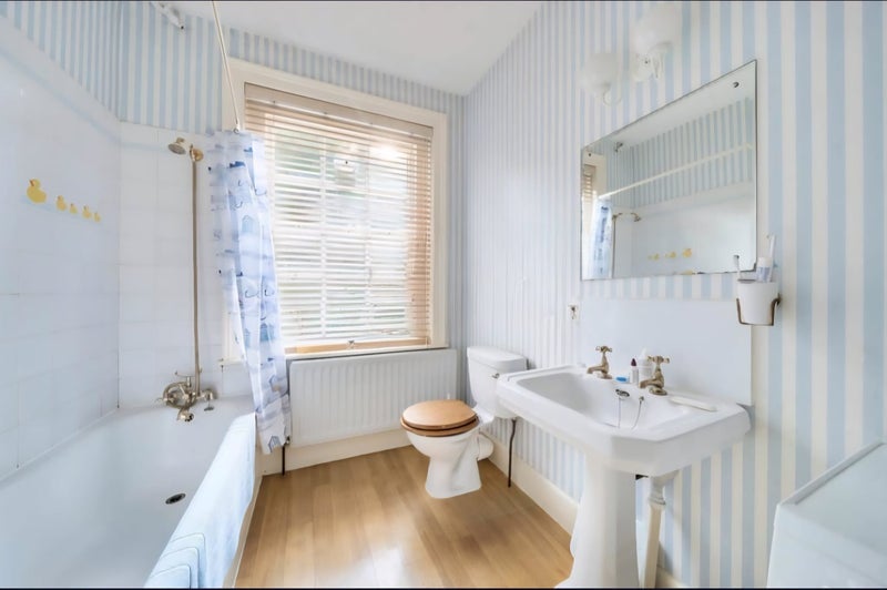 Room Chester Way in Greater London