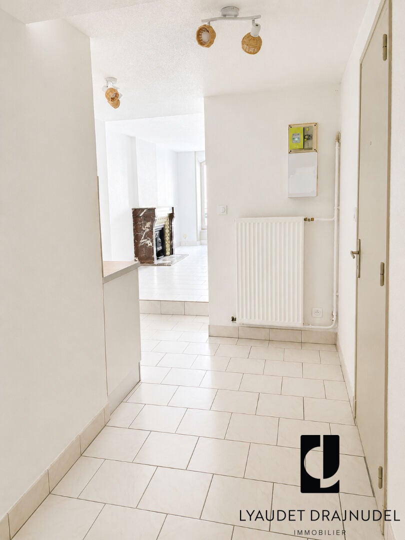 Flat Rue de l'Oudan in Roanne