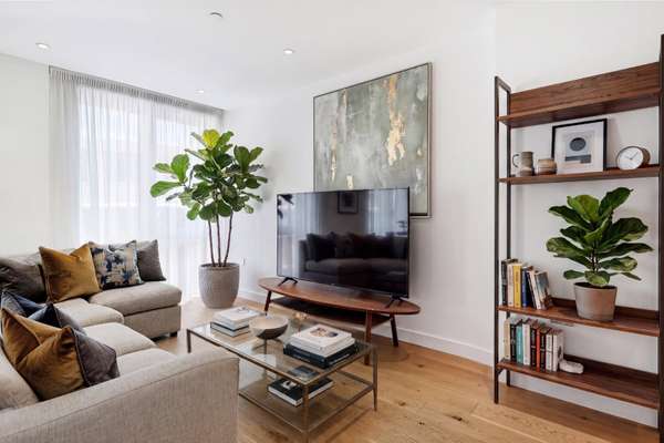 Flat Great Peter Street in City of Westminster