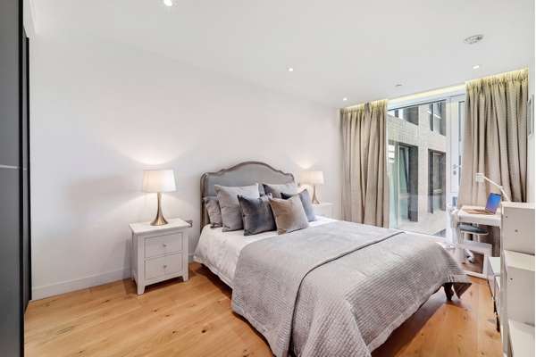 Flat Great Peter Street in City of Westminster
