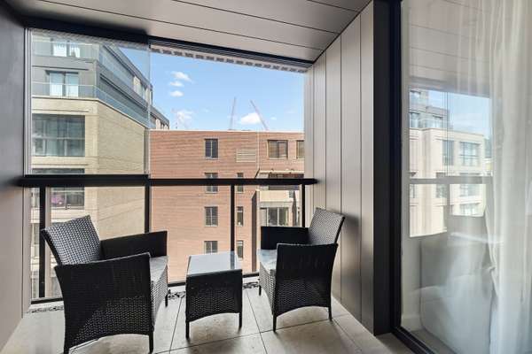 Flat Great Peter Street in City of Westminster