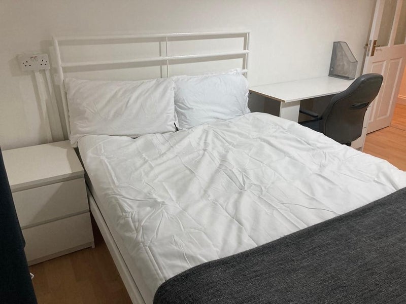 Room Portpool Lane in Greater London