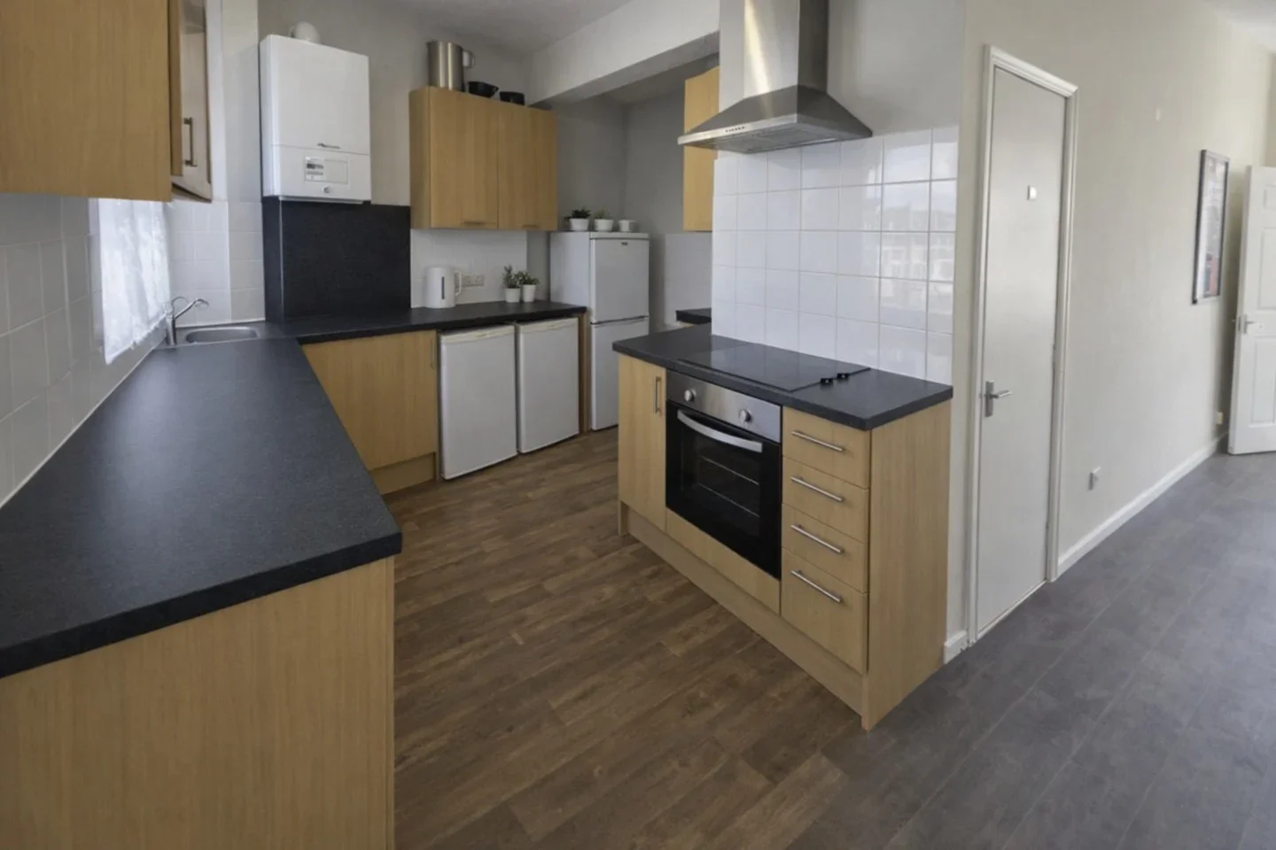 Room Byron Road in Gillingham
