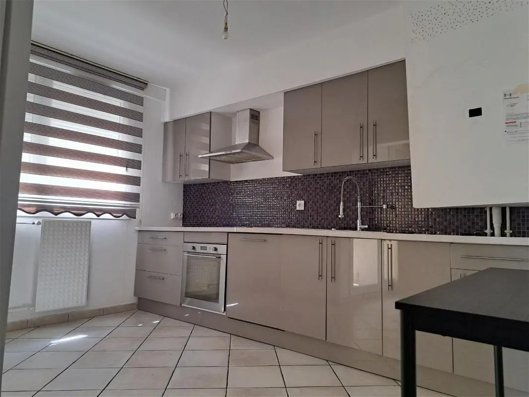 Appartement Place des Écrins à Fontaine