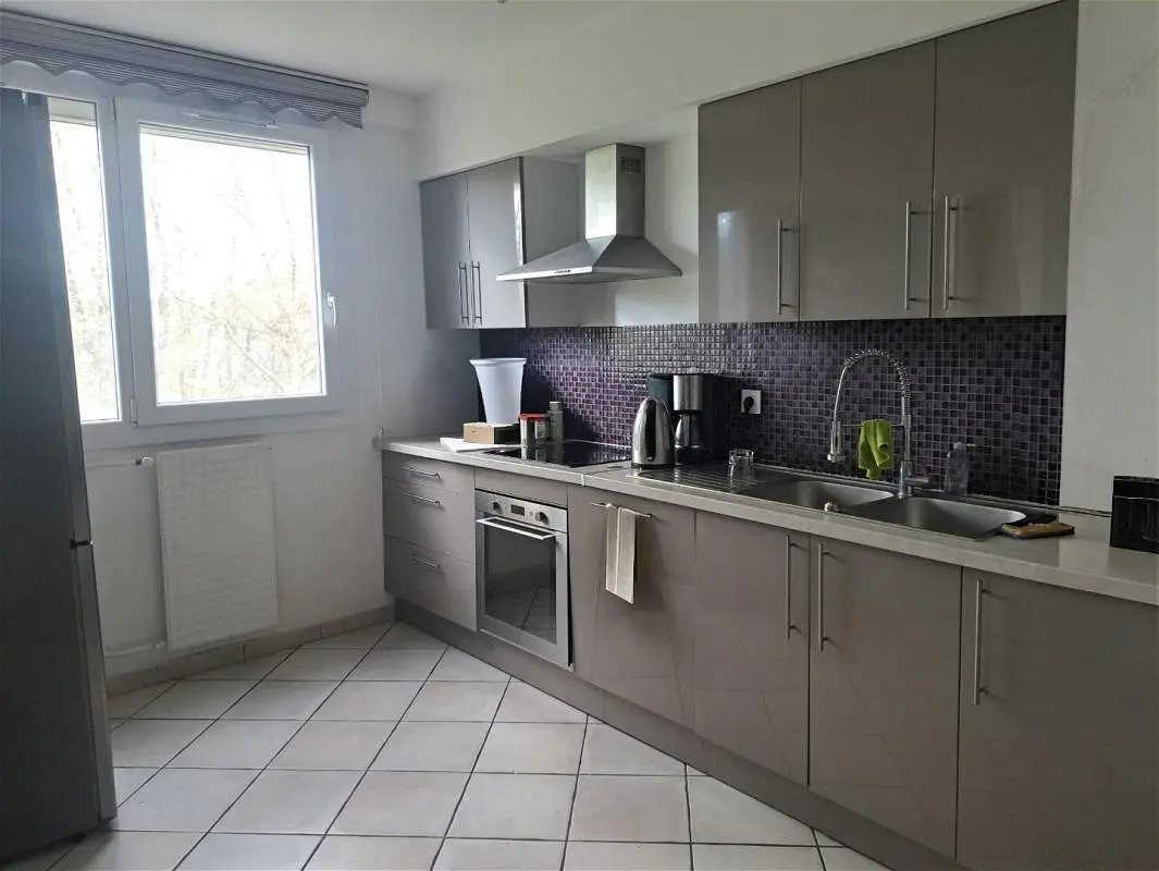 Appartement Place des Écrins à Fontaine