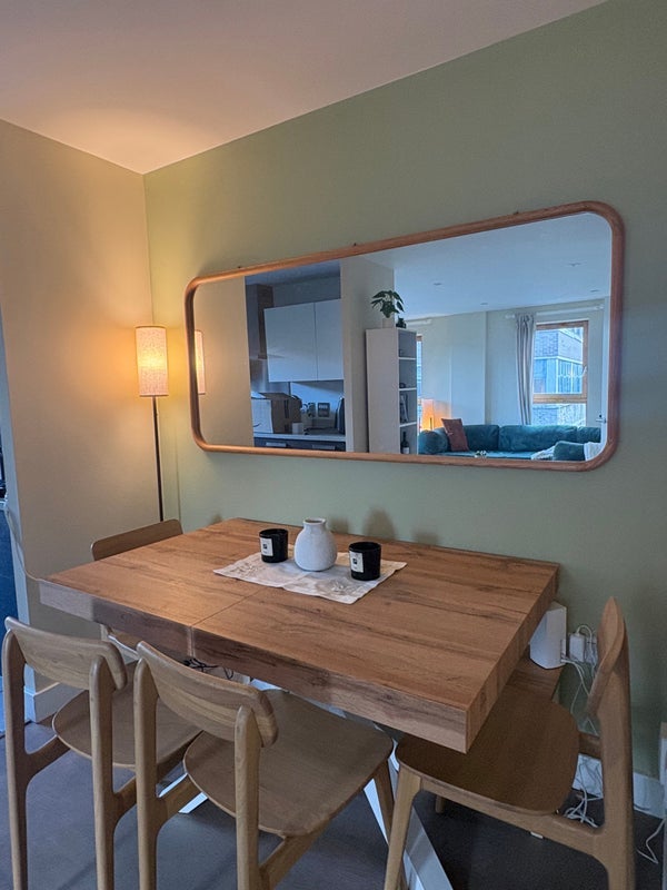 Room Whiston Road in Greater London