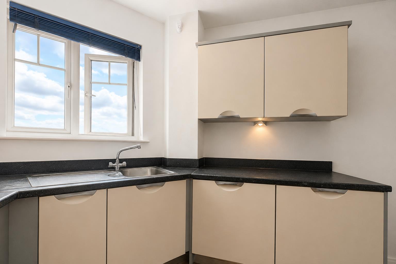 Flat Joy Clucas House in Colchester